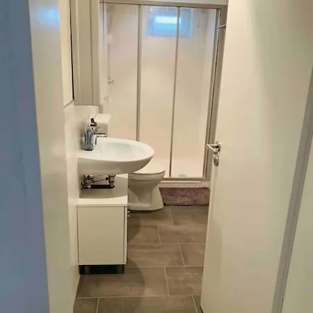 Schoene Lage In Appartement *